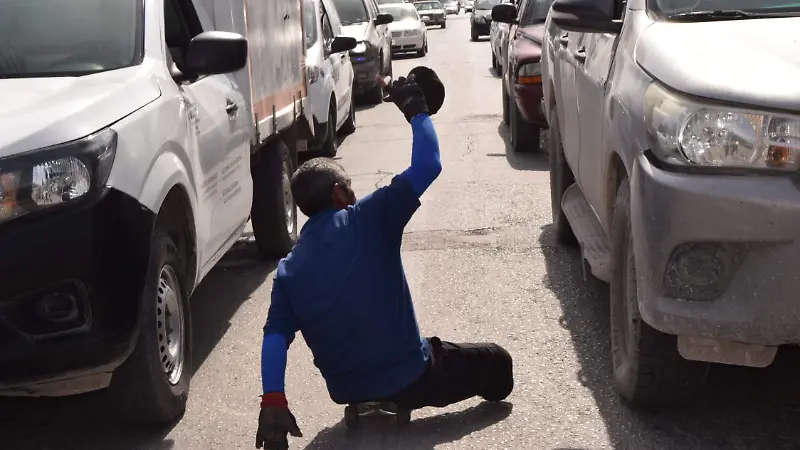 Historia de vida: Ricardo Salas Hernández, lucha diaria entre semáforos y esperanza